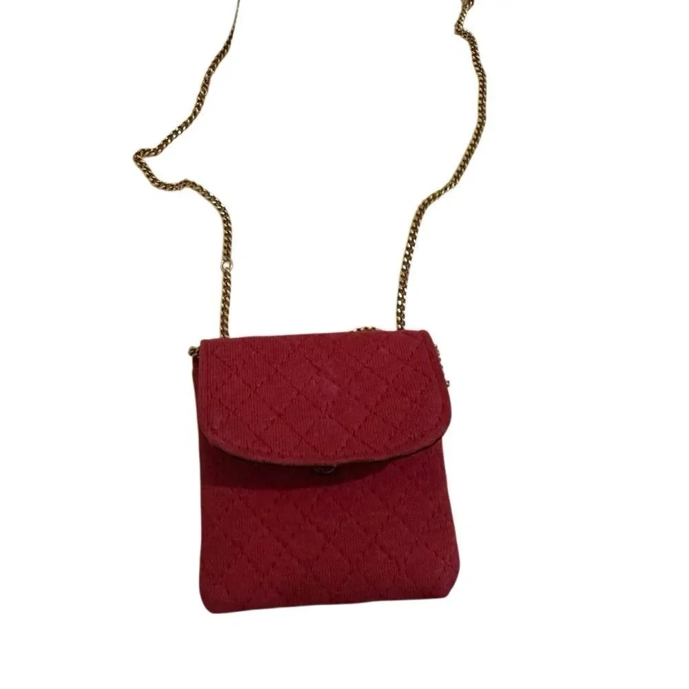 CHANEL Red Quilted Crossbody Bag with Gold Chain